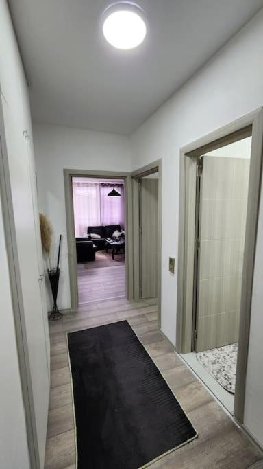 City Center Apt Wfree P Скопье Экстерьер фото